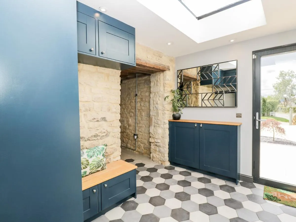 Suncroft Villa Cheltenham Holiday home